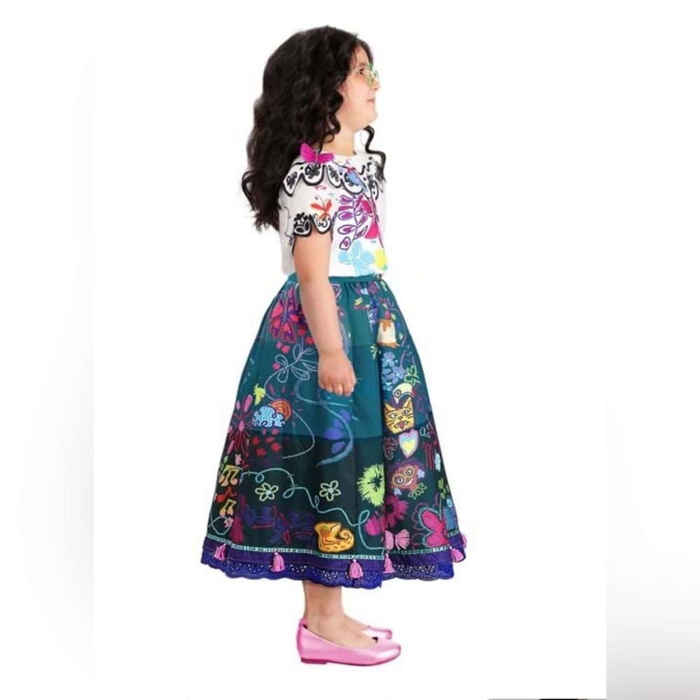 Disney Store Parks Encanto Mirabel Costume dress w flowers butterflies Size 7/8 - Picture 4 of 11